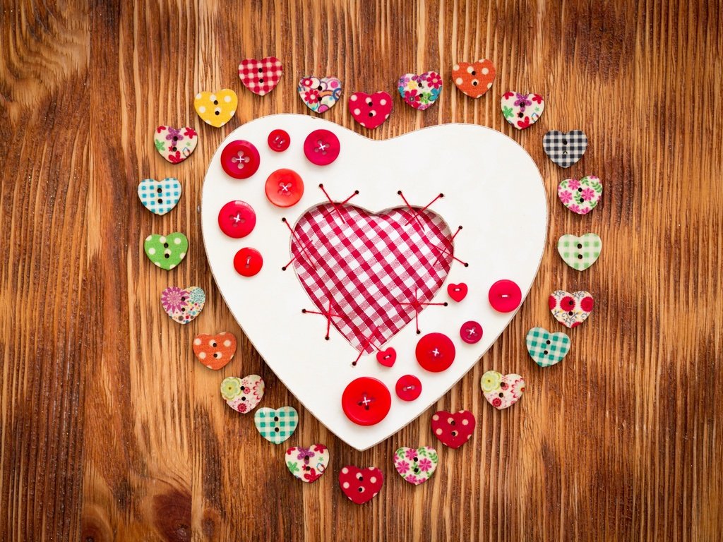 Обои сердце, пуговица, любовь, сердечка, цветные, пуговки, сердечки, яркие, дерева, влюбленная, пуговицы, деревянные, wooden, heart, button, love, colored, hearts, bright, wood, buttons разрешение 2880x1920 Загрузить