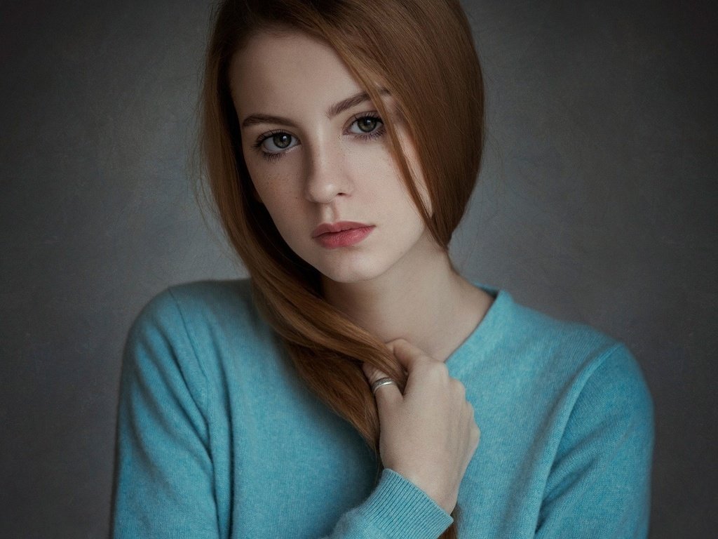 Обои девушка, портрет, взгляд, темный фон, лицо, шатенка, анна неврева, girl, portrait, look, the dark background, face, brown hair, anna nevrev разрешение 1920x1080 Загрузить