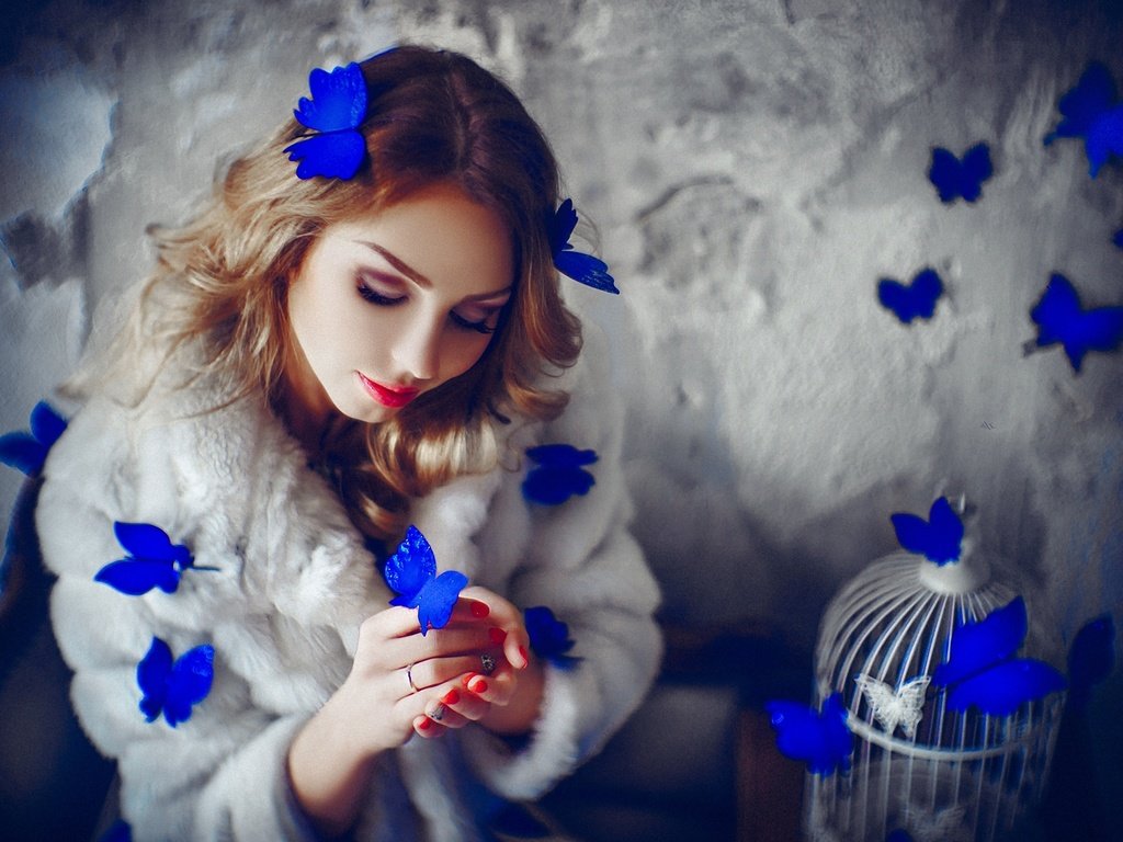 Обои девушка, фото, модель, бабочки, позирует, girl, photo, model, butterfly, posing разрешение 2560x1600 Загрузить