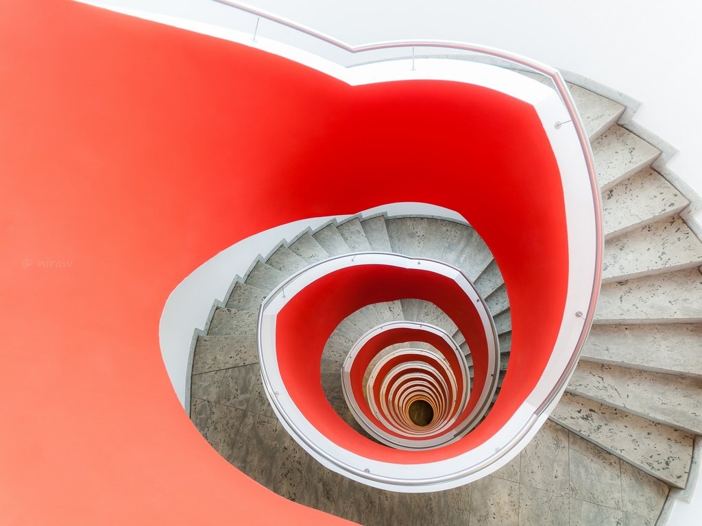 Обои лестница, фон, спираль, ступени, винтовая лестница, ladder, background, spiral, stage, spiral staircase разрешение 2048x1367 Загрузить