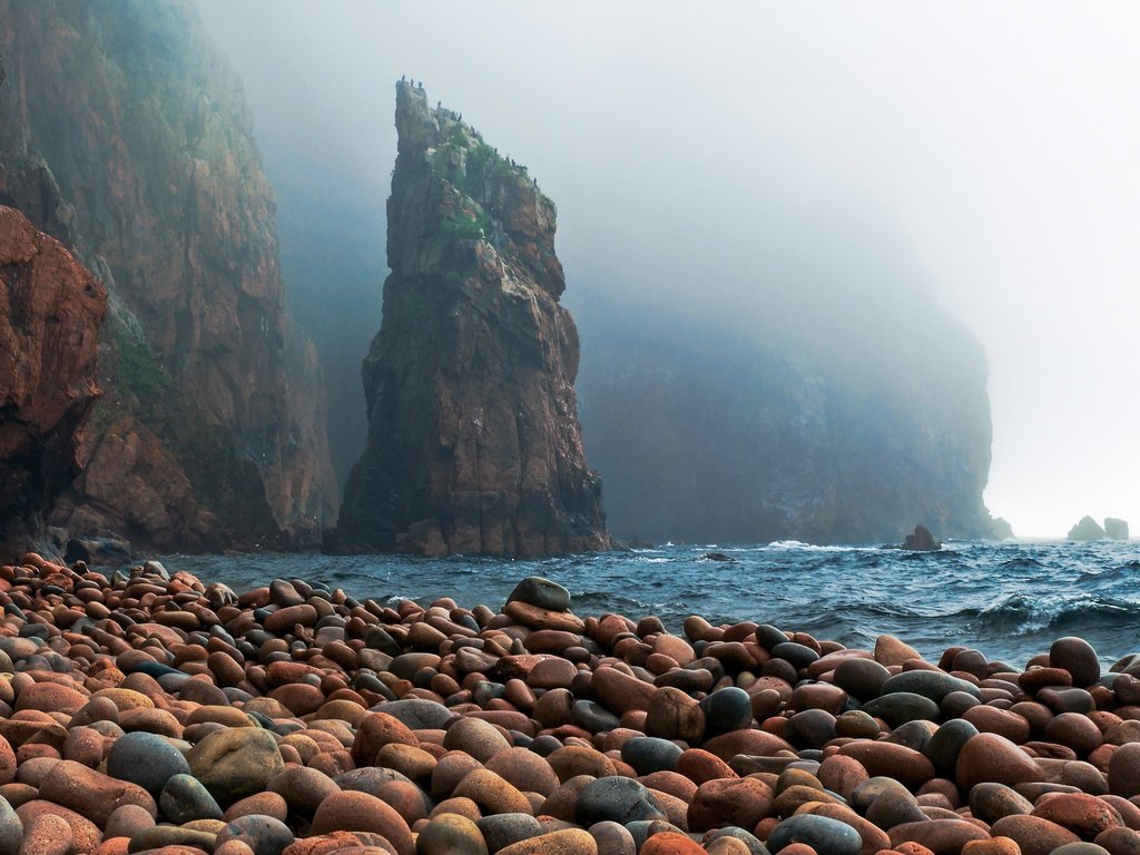 Обои скалы, камни, берег, море, океан, rocks, stones, shore, sea, the ocean разрешение 3000x1978 Загрузить