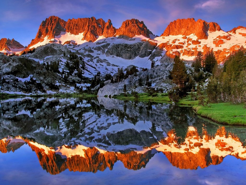 Обои деревья, ediza lake, ansel adams wilderness, озеро, горы, отражение, калифорния, ка­ли­фор­нийс­кая, горы.отражение, минареты, trees, lake, mountains, reflection, ca, california, mountains.reflection, minarets разрешение 2560x1600 Загрузить