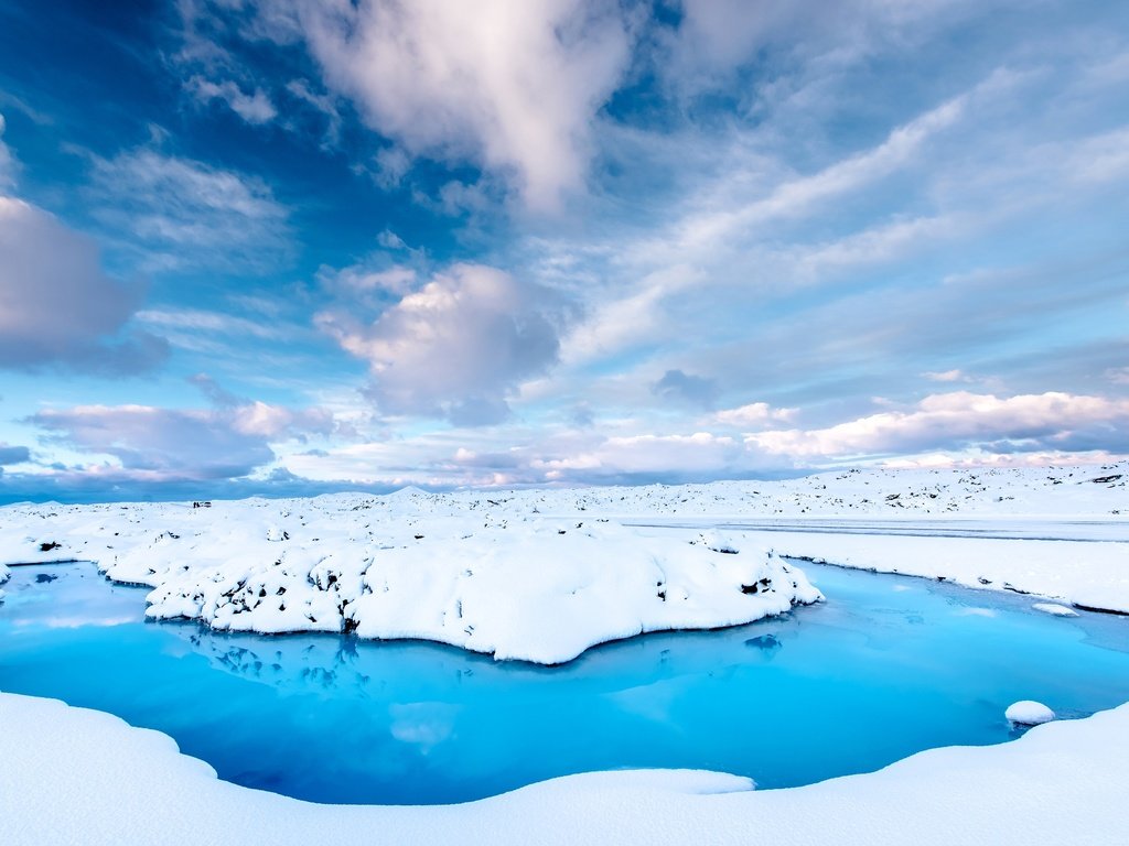 Обои небо, дорога, облака, вода, снег, зима, исландия, the sky, road, clouds, water, snow, winter, iceland разрешение 4000x2669 Загрузить