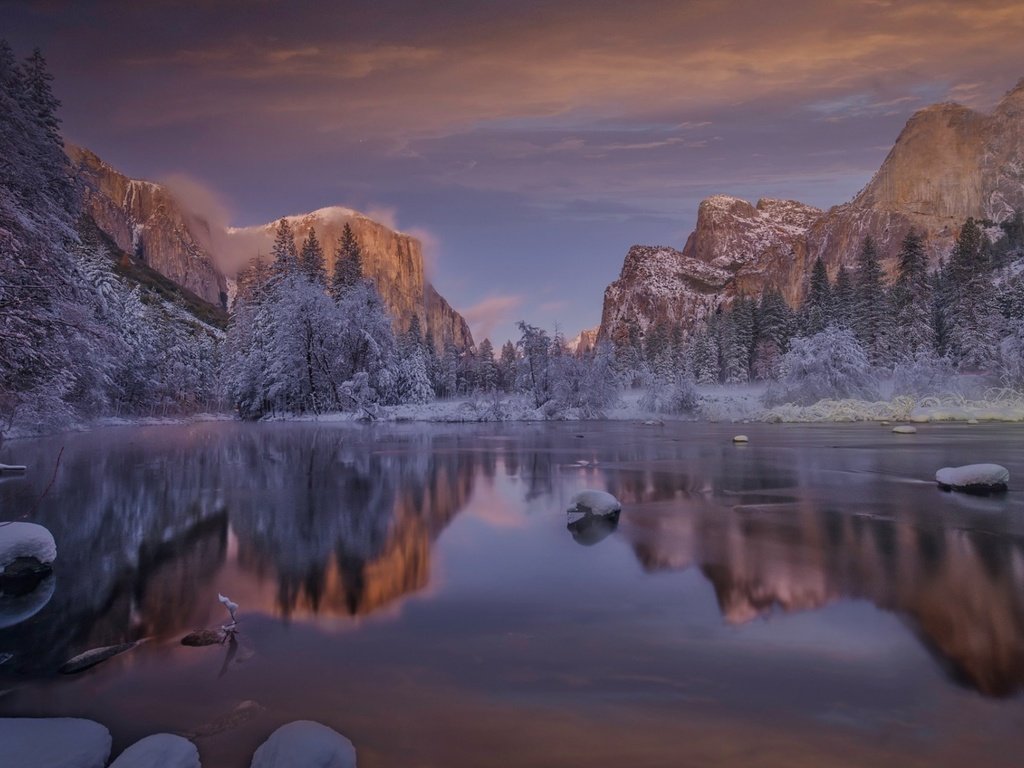 Обои озеро, горы, природа, лес, зима, отражение, пейзаж, lake, mountains, nature, forest, winter, reflection, landscape разрешение 1920x1200 Загрузить