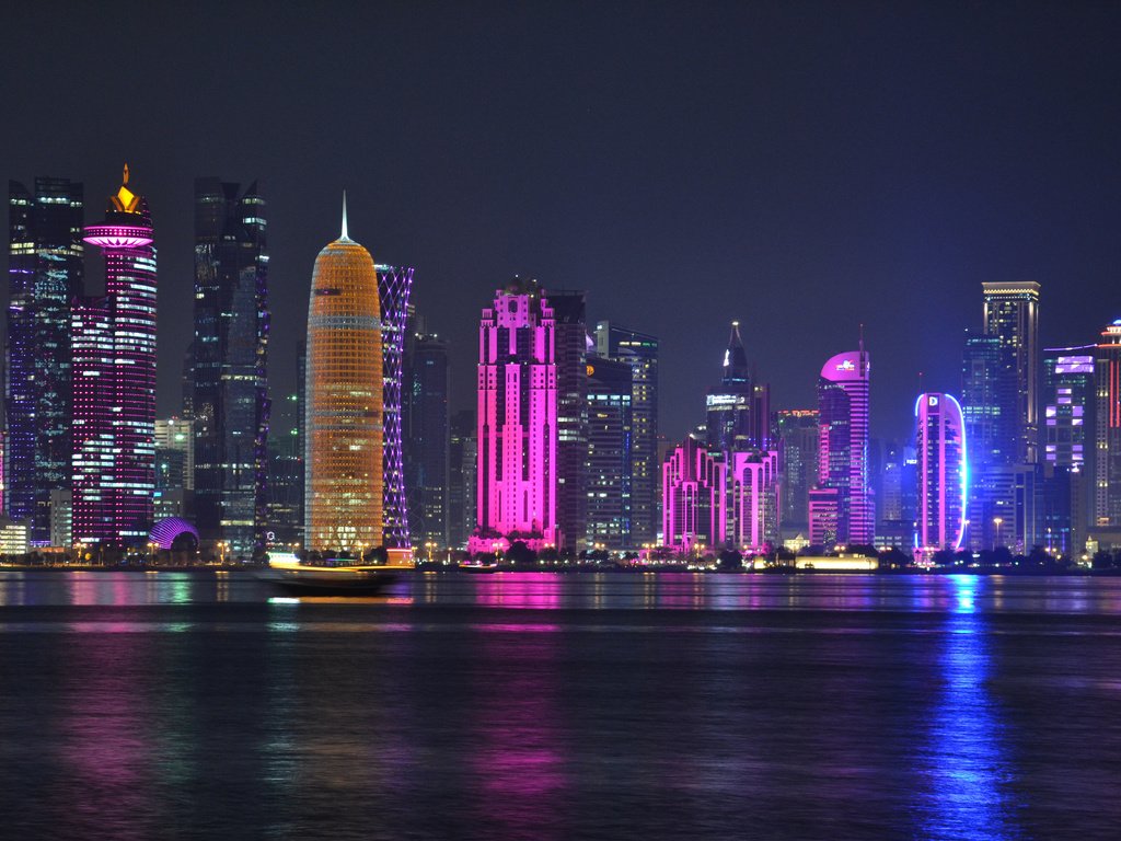 Обои ночь, огни, город, небоскребы, катар, доха, night, lights, the city, skyscrapers, qatar, doha разрешение 3840x2400 Загрузить