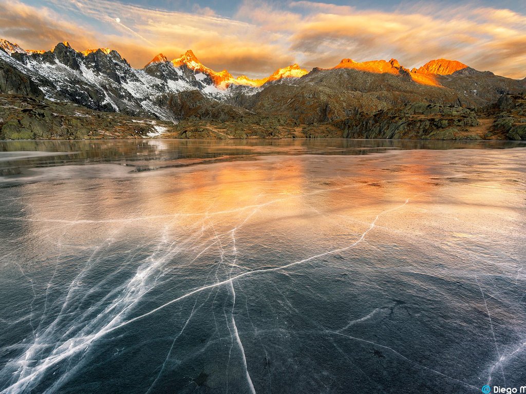 Обои небо, облака, озеро, горы, зима, пейзаж, лёд, the sky, clouds, lake, mountains, winter, landscape, ice разрешение 1920x1200 Загрузить