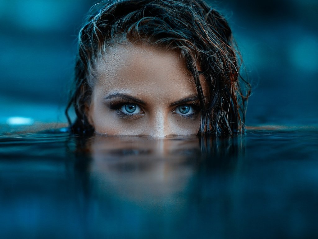 Обои глаза, вода, девушка, взгляд, волосы, лицо, алессандро ди чикко, eyes, water, girl, look, hair, face, alessandro di cicco разрешение 2048x1365 Загрузить