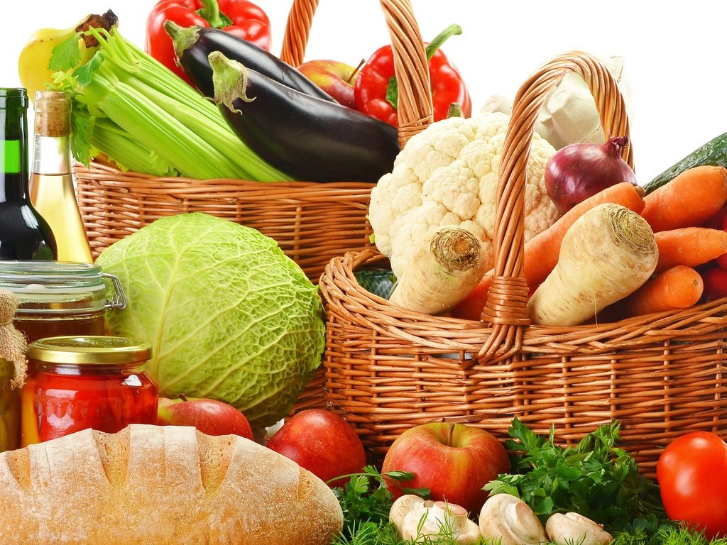 Обои редис, зелень, бутылки, цветная капуста, фрукты, помидоры, соленья, яблоки, морковь, корзины, грибы, баклажаны, лук, банки, хлеб, перец, капуста, вино, огурцы, овощи, radishes, greens, bottle, cauliflower, fruit, tomatoes, pickles, apples, carrots, basket, mushrooms, eggplant, bow, banks, pepper, bread, cabbage, wine, cucumbers, vegetables разрешение 4657x3793 Загрузить