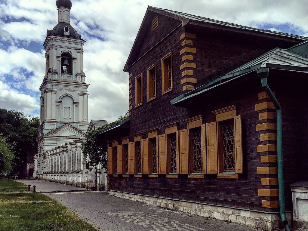 Обои москва, город, дом, россия, церковь, архитектура, moscow, the city, house, russia, church, architecture разрешение 2448x2713 Загрузить