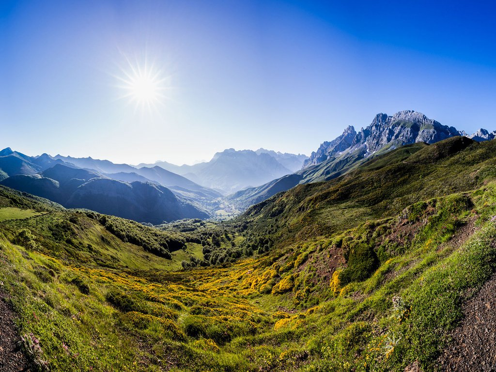 Обои небо, горы, природа, пейзаж, мох, juan ignacio cuadrado, the sky, mountains, nature, landscape, moss разрешение 1920x1200 Загрузить