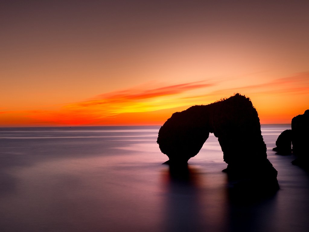 Обои скалы, закат, пейзаж, море, арка, juan ignacio cuadrado, rocks, sunset, landscape, sea, arch разрешение 1920x1200 Загрузить