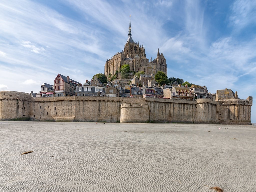 Обои небо, замок, франция, монастырь, нормандия, мон-сен-мишель, le mont saint-michel, the sky, castle, france, the monastery, normandy, mont-saint-michel разрешение 4811x3212 Загрузить