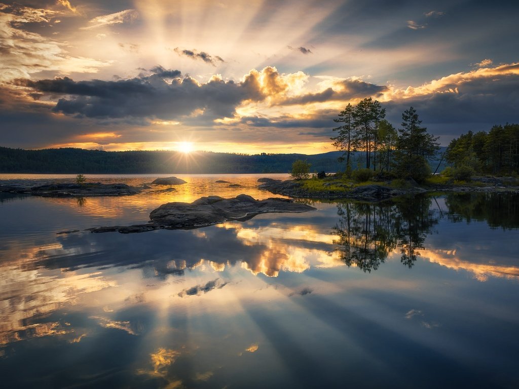 Обои небо, облака, деревья, озеро, закат, отражение, горизонт, the sky, clouds, trees, lake, sunset, reflection, horizon разрешение 2000x1335 Загрузить