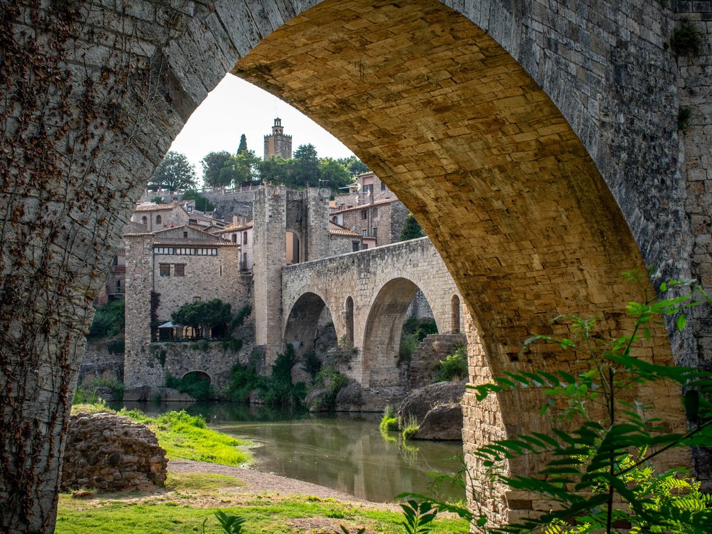 Обои besalú
catalunya, besalú
catalunya разрешение 6000x4000 Загрузить