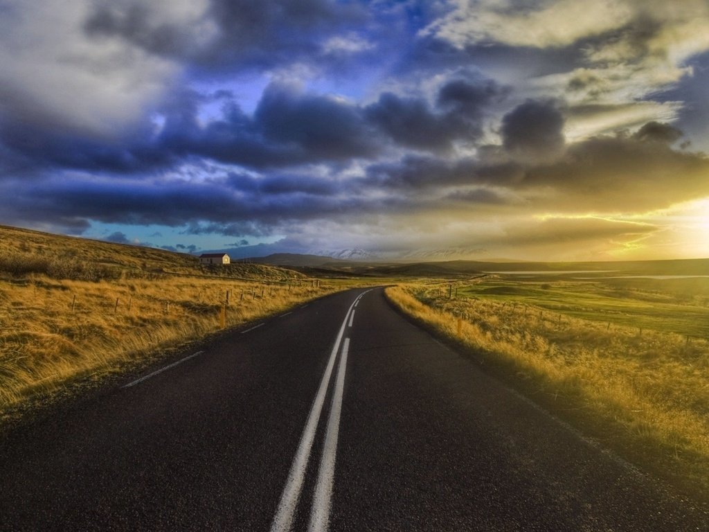 Обои небо, дорога, облака, пейзаж, разделительная линия, the sky, road, clouds, landscape разрешение 1920x1080 Загрузить