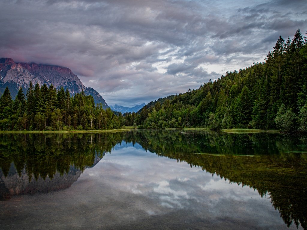 Обои озеро, горы, природа, лес, отражение, lake, mountains, nature, forest, reflection разрешение 5795x3260 Загрузить