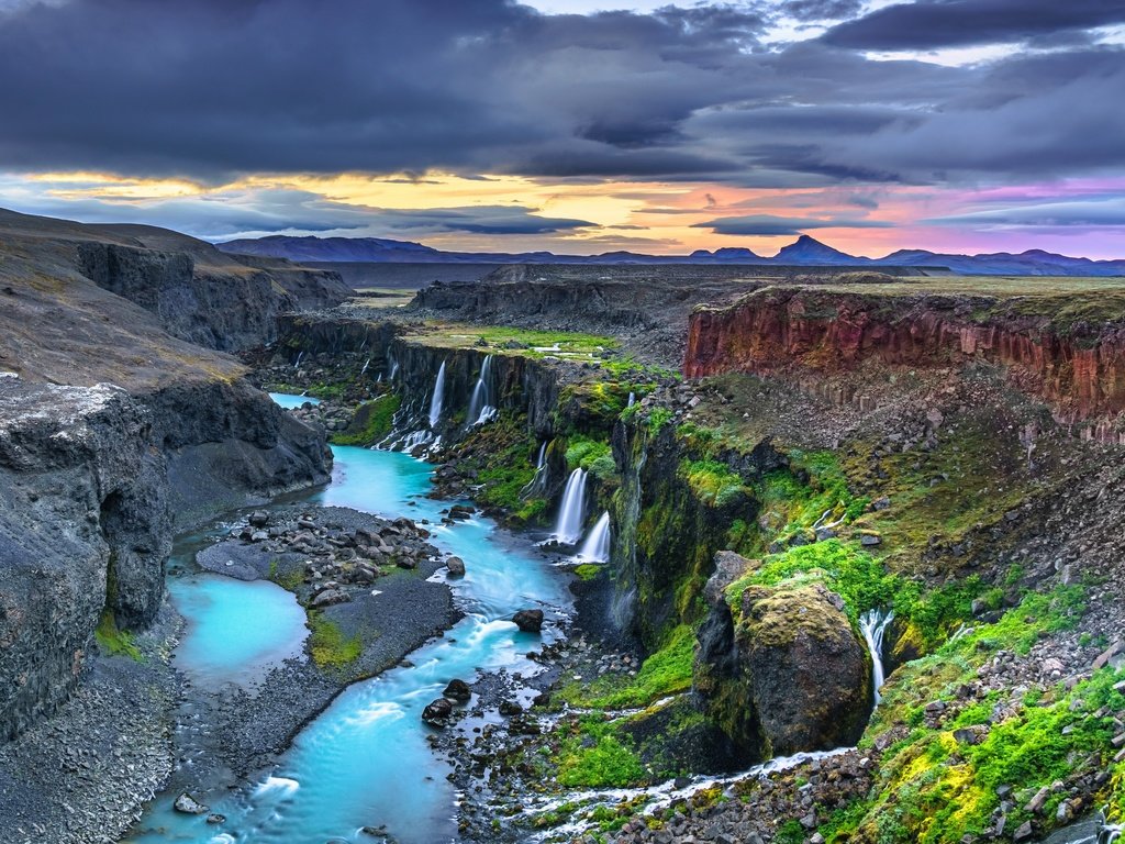 Обои река, водопад, каньон, исландия, водопады, высокогорье, sigoldugljufur, river, waterfall, canyon, iceland, waterfalls, highlands разрешение 3840x2160 Загрузить