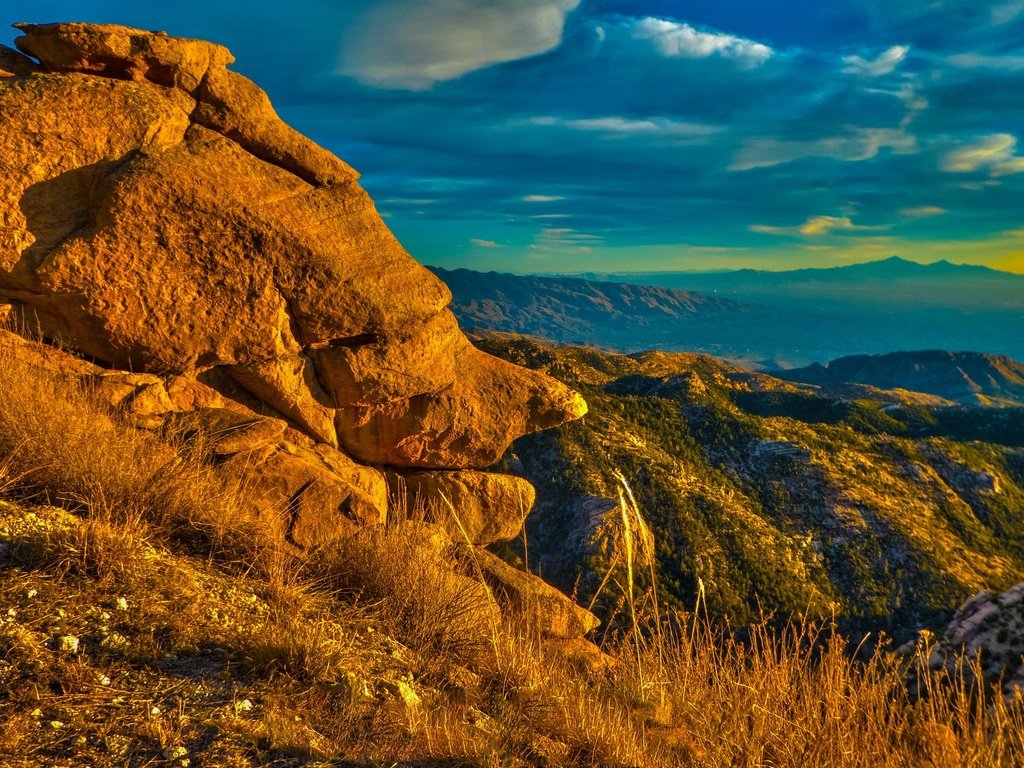 Обои облака, горы, скалы, сша, аризона, clouds, mountains, rocks, usa, az разрешение 2047x1140 Загрузить