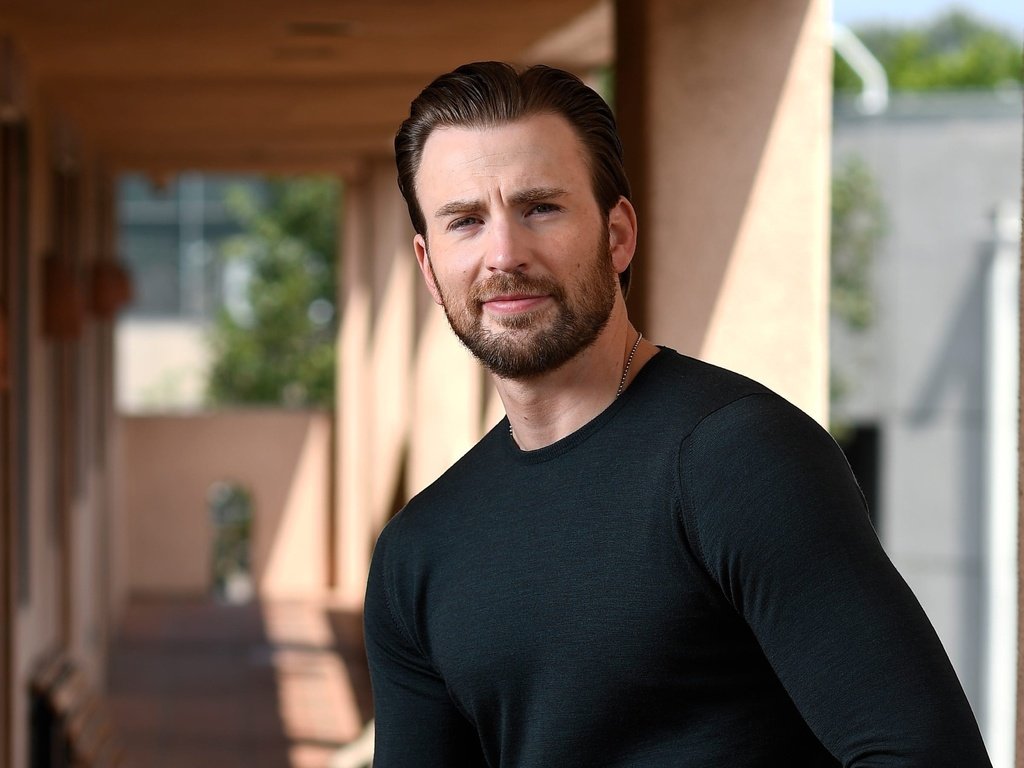 Обои взгляд, актёр, улица, борода, крис эванс, look, actor, street, beard, chris evans разрешение 3000x1796 Загрузить