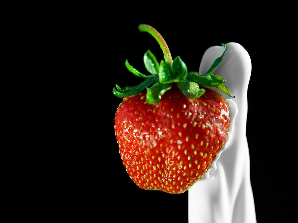 Обои ягода, клубника, сливки, berry, strawberry, cream разрешение 1920x1200 Загрузить