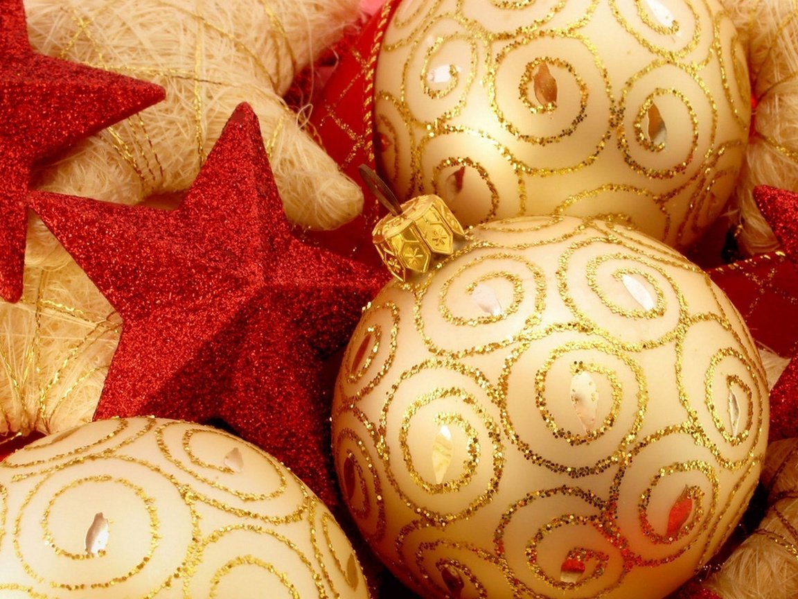 Обои новый год, шары, украшения, красные, звездочки, золотые, блестки, new year, balls, decoration, red, stars, gold, sequins разрешение 1920x1080 Загрузить