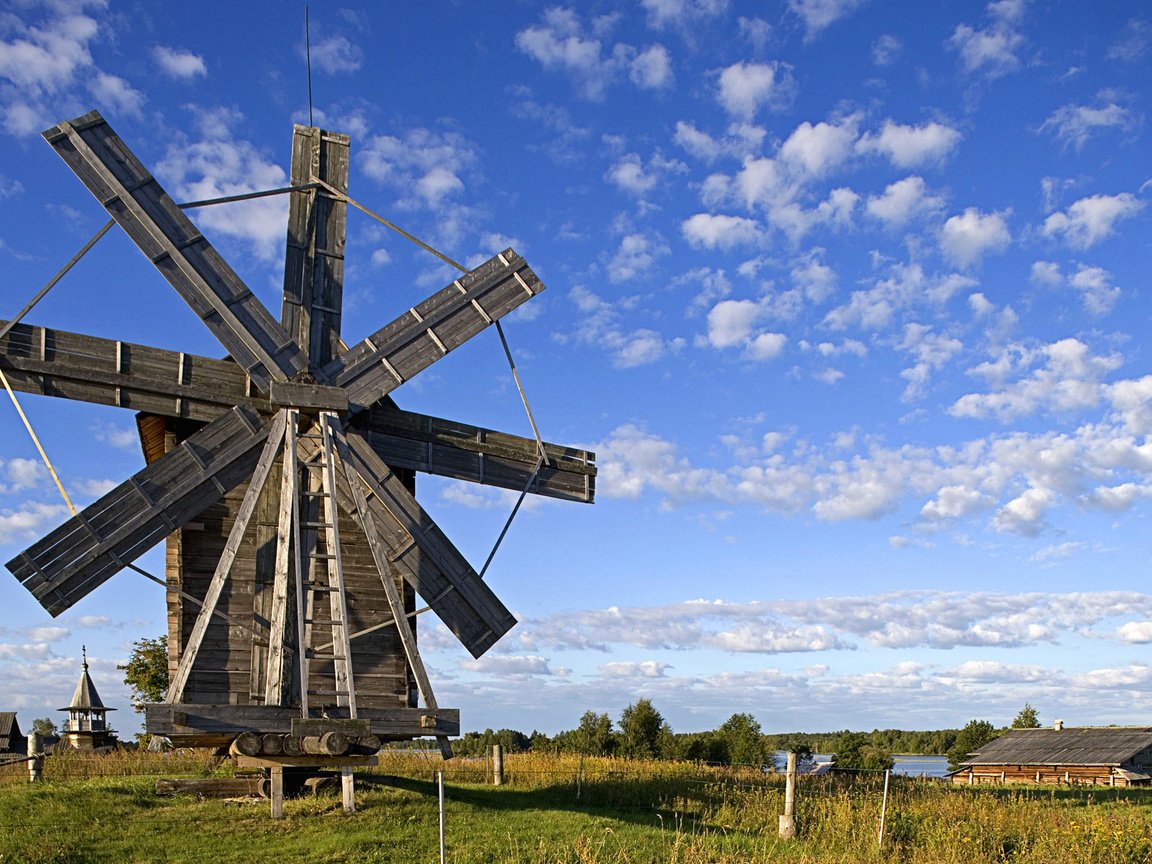 Обои небо, облака, россия, ветряная мельница, the sky, clouds, russia, windmill разрешение 1920x1200 Загрузить