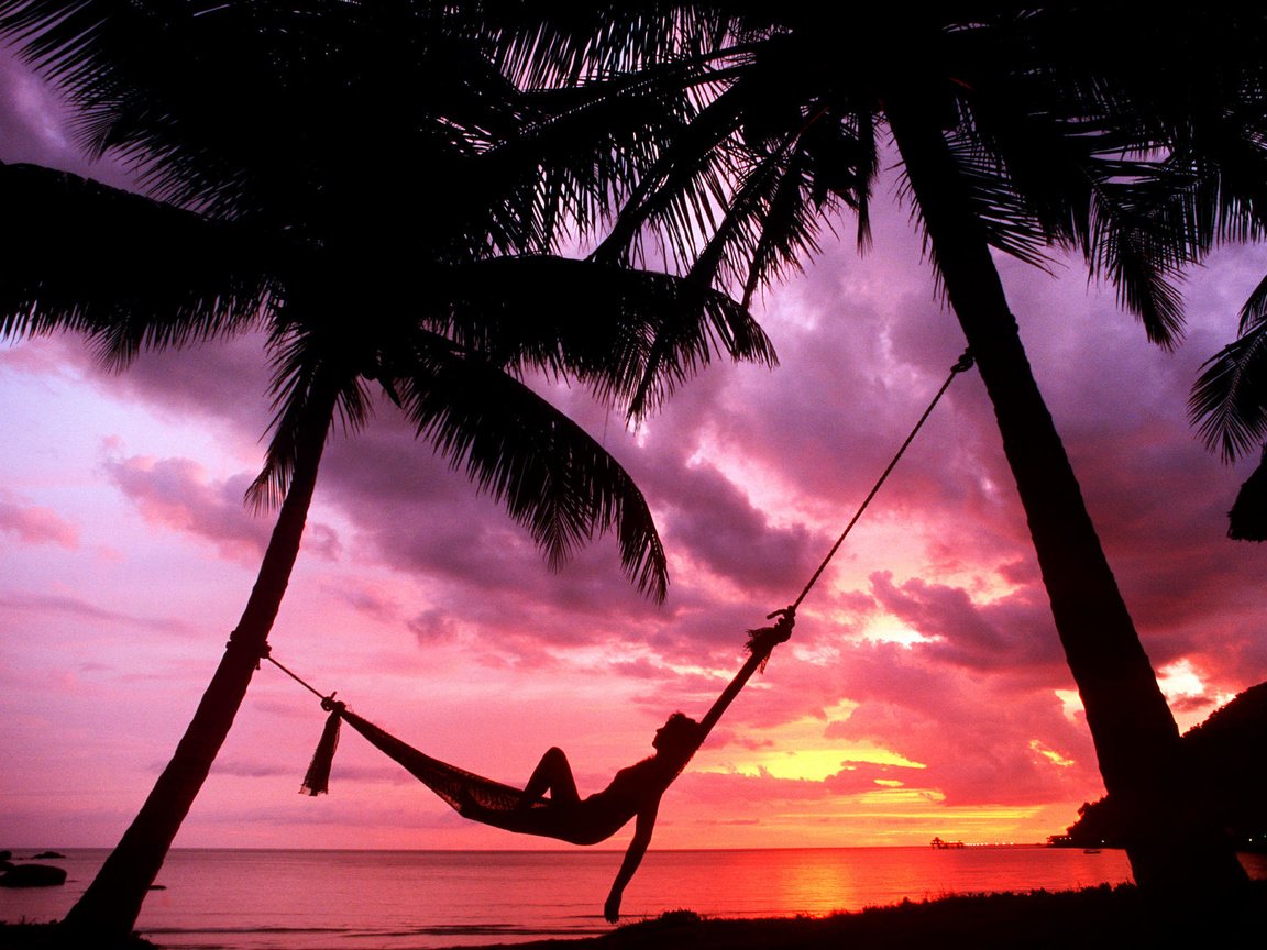 Обои вечер, закат, девушка, пляж, пальмы, гамак, тропики, the evening, sunset, girl, beach, palm trees, hammock, tropics разрешение 2000x1333 Загрузить