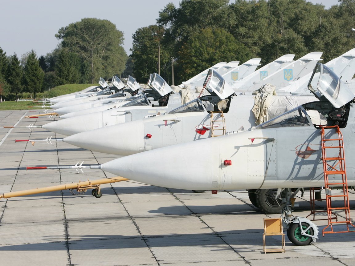 Обои самолеты, бомбардировщик, su 24m, су-24м, aircraft, bomber, su-24m разрешение 3504x2336 Загрузить