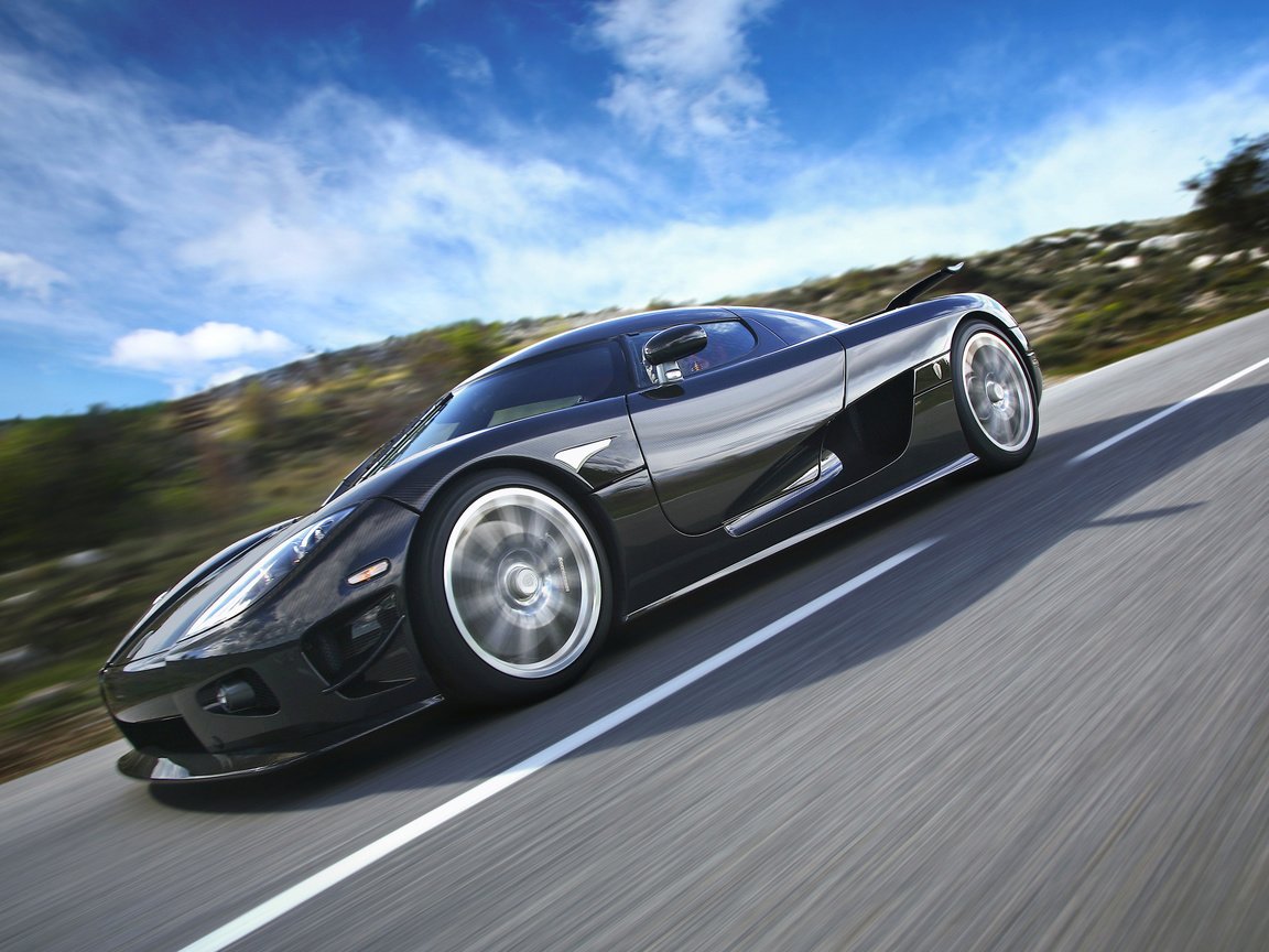 Обои дорога, скорость, mashiny, koenigsegg ccxr, road, speed разрешение 2560x1600 Загрузить