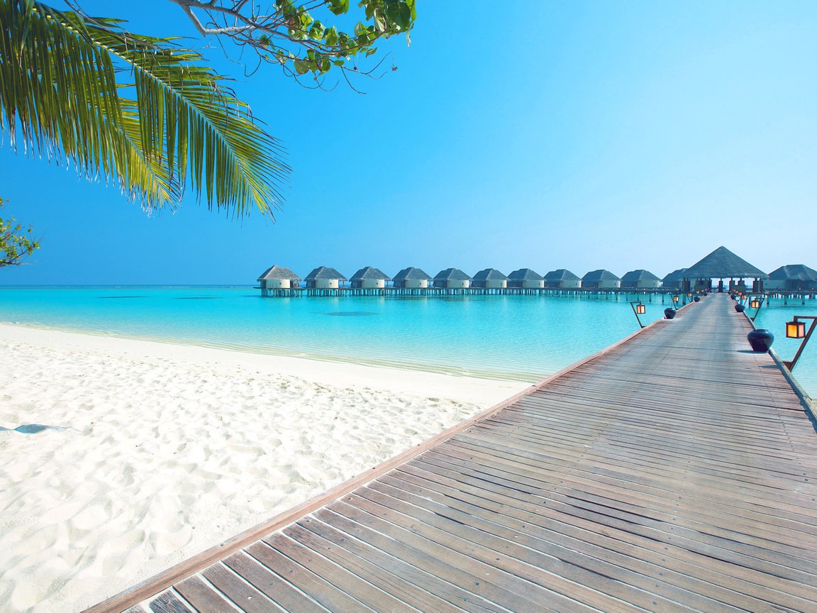 Обои море, пляж, бунгало, тропики, мальдивы, sea, beach, bungalow, tropics, the maldives разрешение 4365x2860 Загрузить