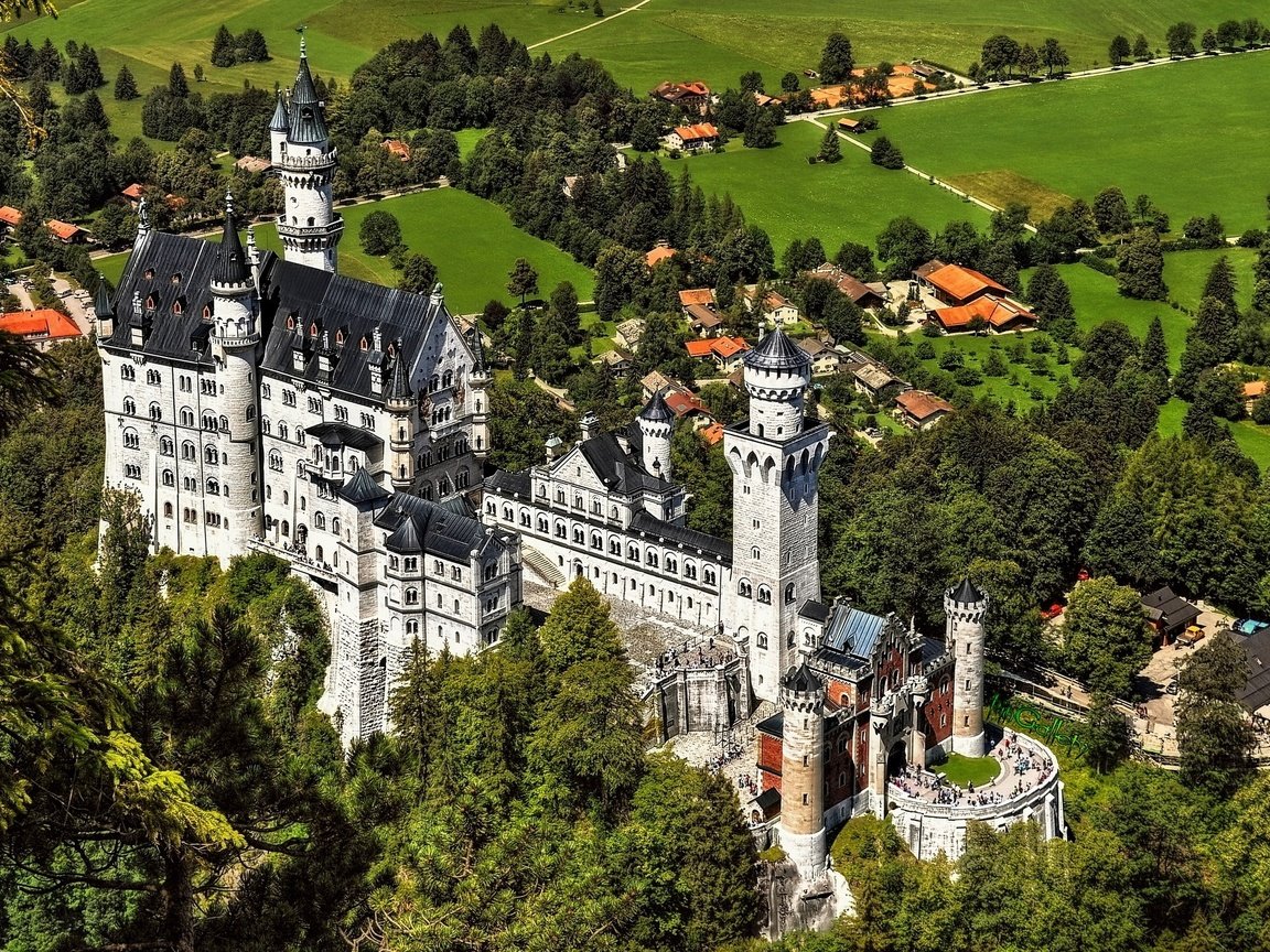 Обои германия, бавария, замок нойшванштайн, germany, bayern, neuschwanstein castle разрешение 2600x1634 Загрузить