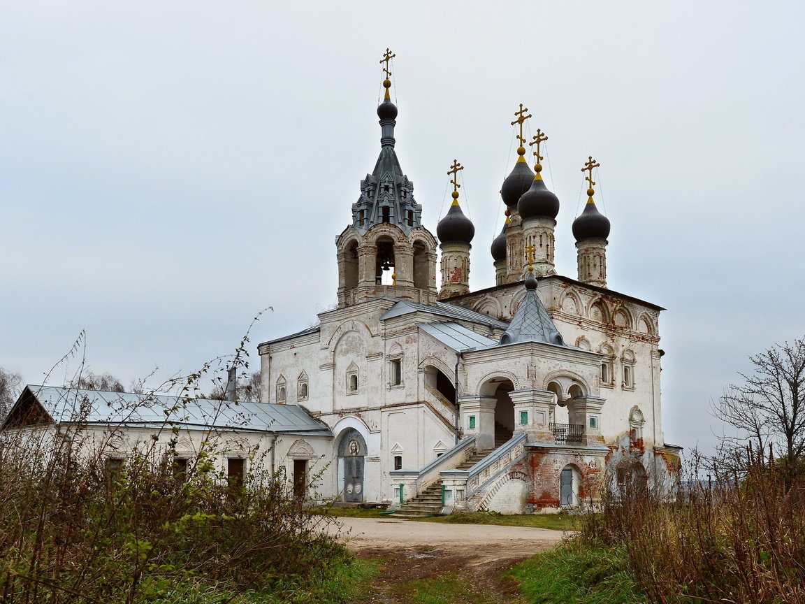 Обои осень, россия, церковь воскресения христова, autumn, russia, church of the resurrection разрешение 2560x1600 Загрузить