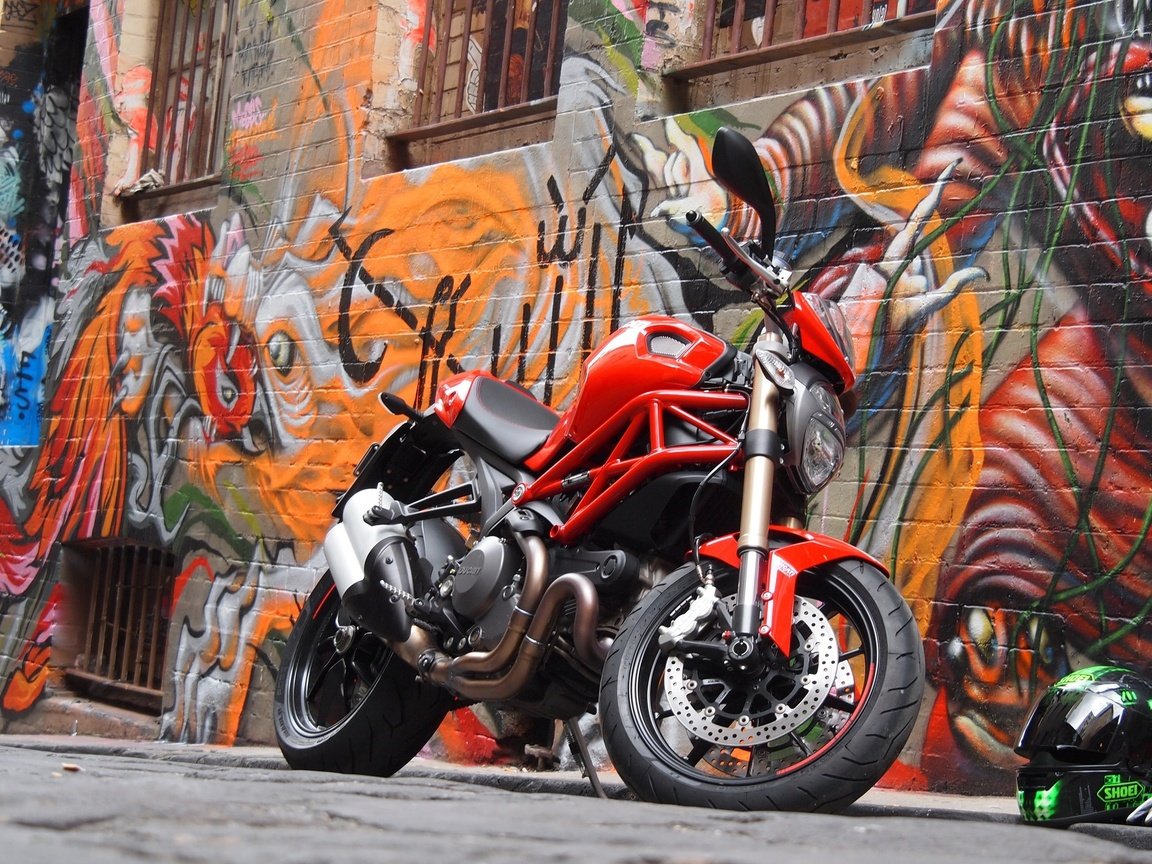 Обои стена, мотоцикл, граффити, байк, мото, motorbikes, wall, motorcycle, graffiti, bike, moto разрешение 2560x1600 Загрузить