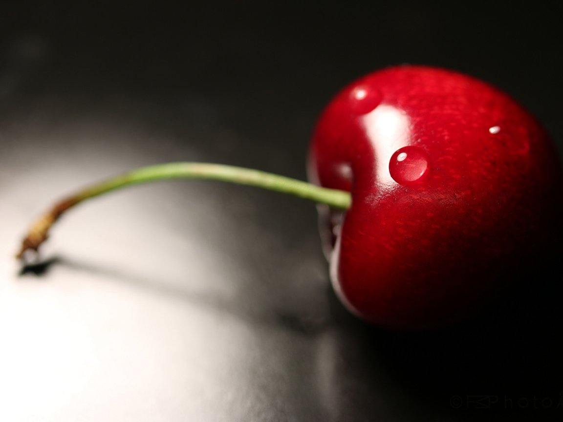 Обои макро, фон, ягода, вишня, macro, background, berry, cherry разрешение 2048x1365 Загрузить