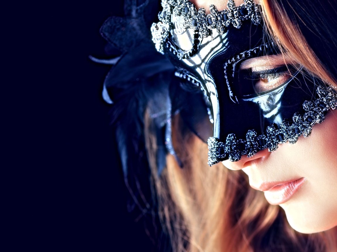 Обои глаза, карнавал, девушка, маскарад, маска, модель, губы, лицо, макияж, тайна, eyes, carnival, girl, masquerade, mask, model, lips, face, makeup, mystery разрешение 2880x1800 Загрузить