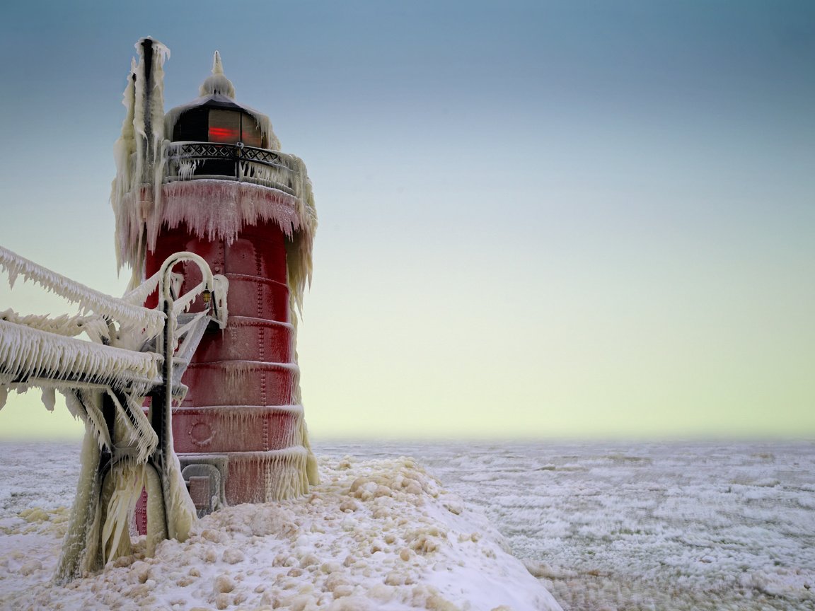 Обои озеро, природа, море, маяк, побережье, лёд, мичиган, замёрзший, lake, nature, sea, lighthouse, coast, ice, michigan, frozen разрешение 2048x1362 Загрузить