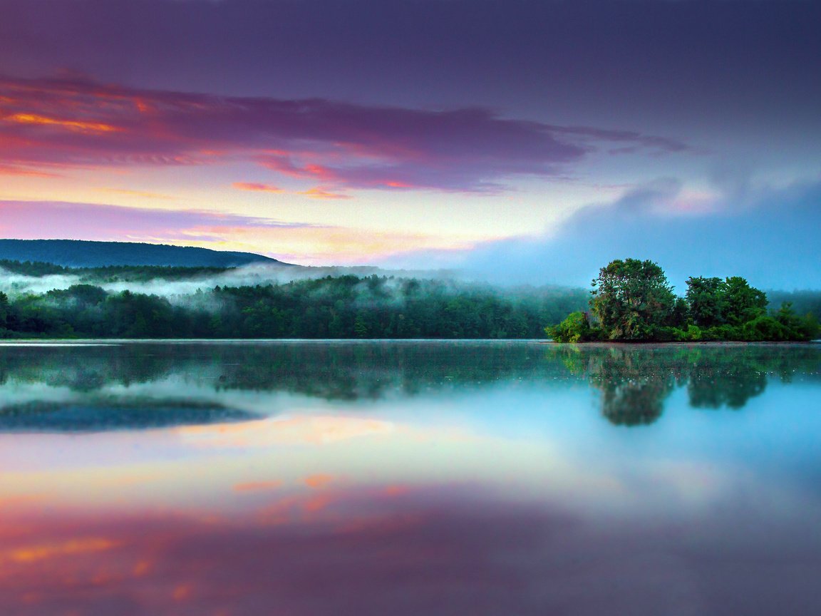 Обои деревья, вода, озеро, лес, отражение, пейзаж, туман, trees, water, lake, forest, reflection, landscape, fog разрешение 2048x1247 Загрузить