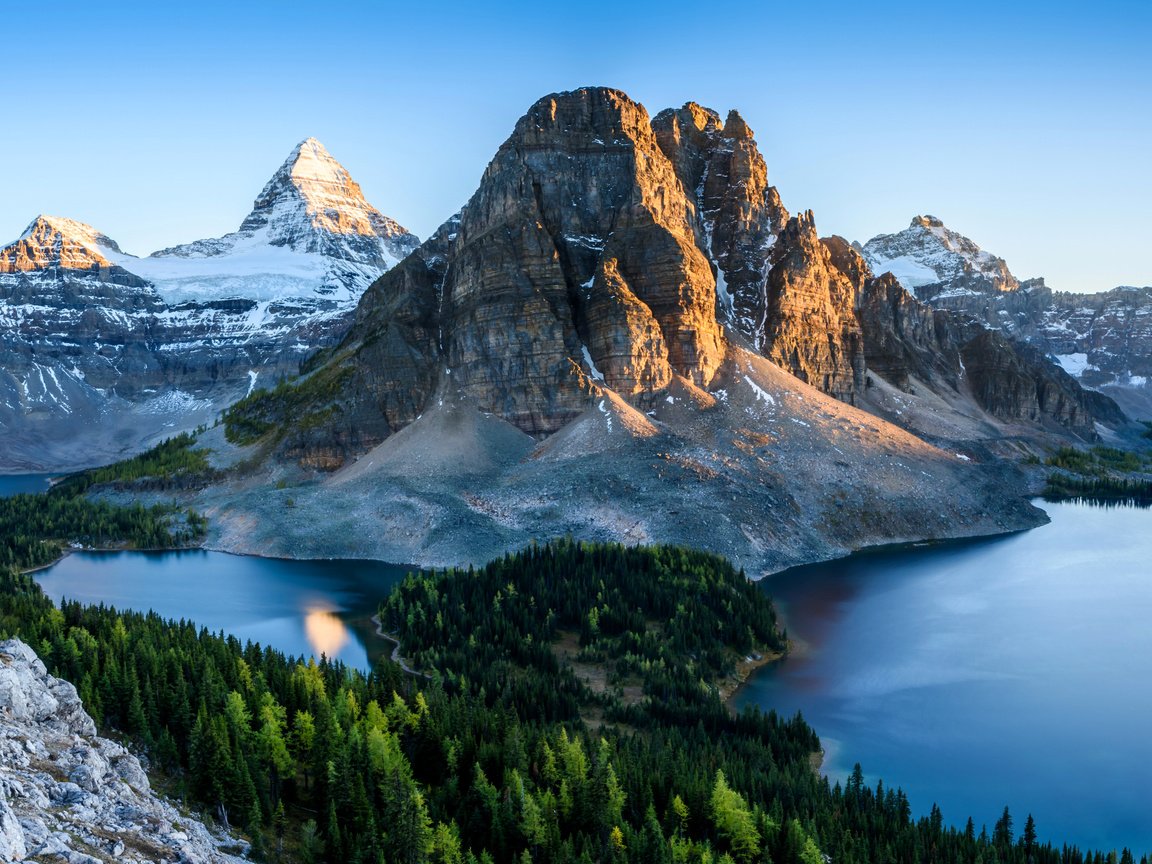 Обои деревья, горы, скалы, камни, леса, озёра, канада, банф, trees, mountains, rocks, stones, forest, lake, canada, banff разрешение 3500x2000 Загрузить