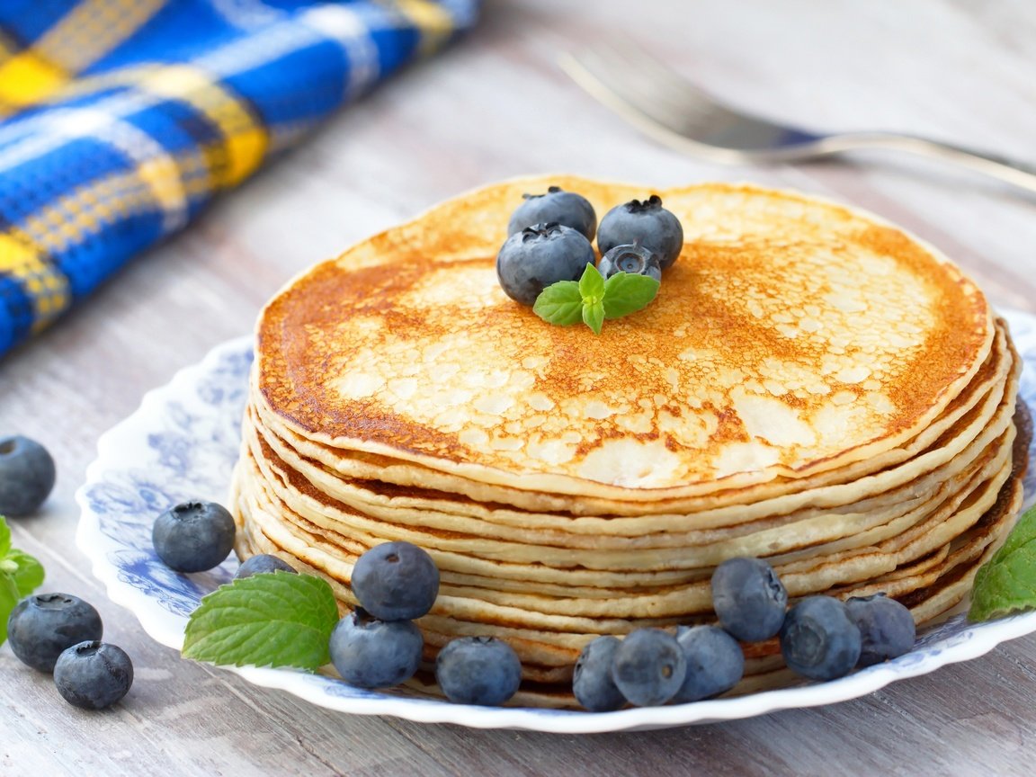 Обои ягода, черника, блинчики, блины, голубика, baking, панкейк, berry, blueberries, pancakes, pancake разрешение 2880x1920 Загрузить