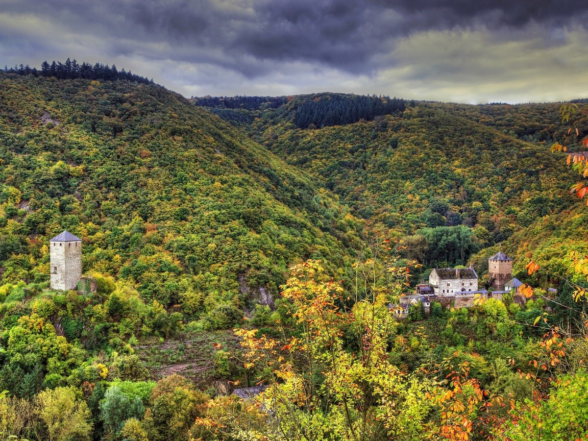 Обои горы, лес, замок, осень, германия, treis-karden, wildburg, mountains, forest, castle, autumn, germany разрешение 2880x1898 Загрузить