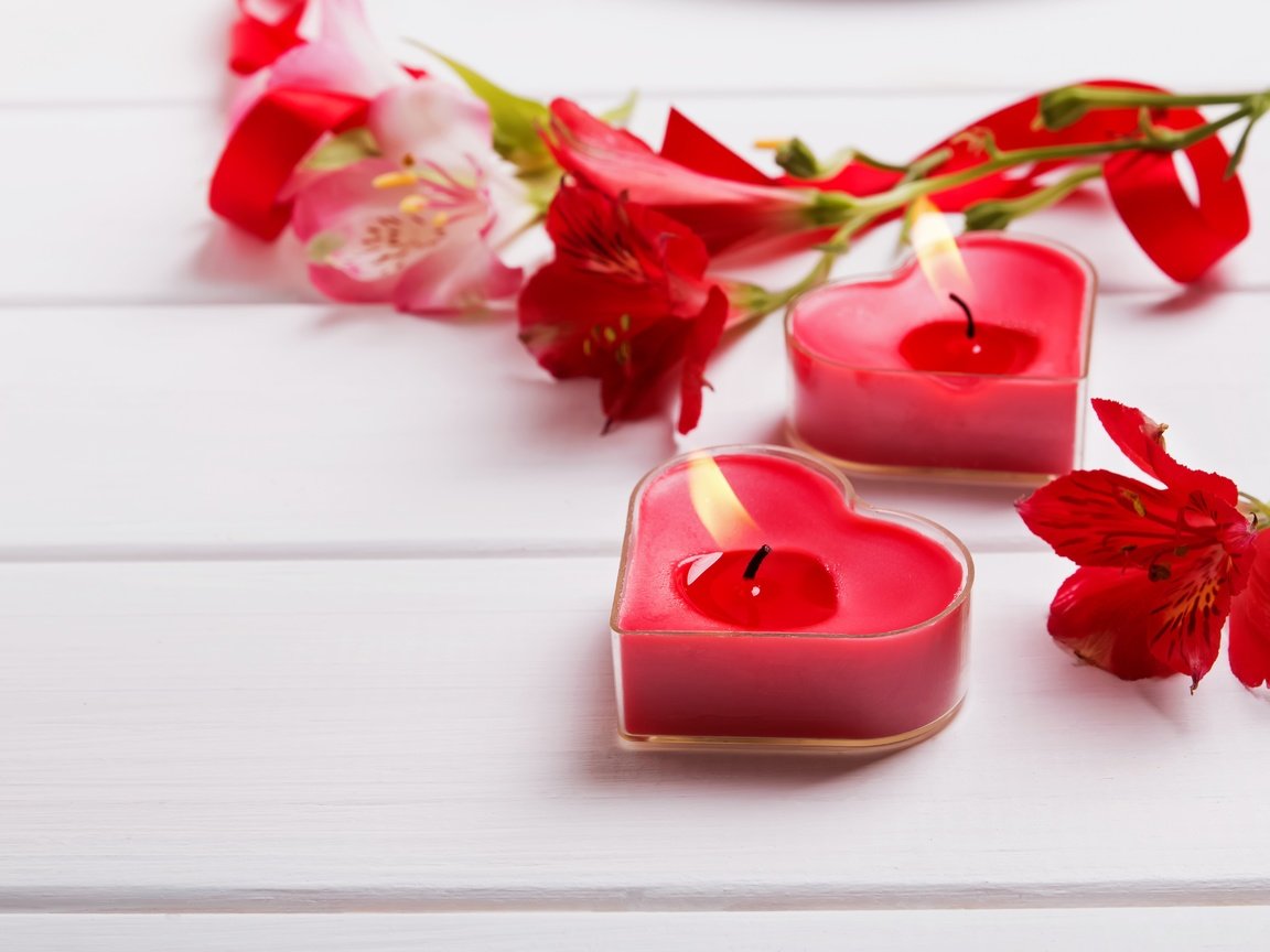 Обои цветы, свечи, сердечки, романтик, краcный,  цветы, cвечи, валентинов день, flowers, candles, hearts, romantic, red, valentine's day разрешение 5299x3533 Загрузить