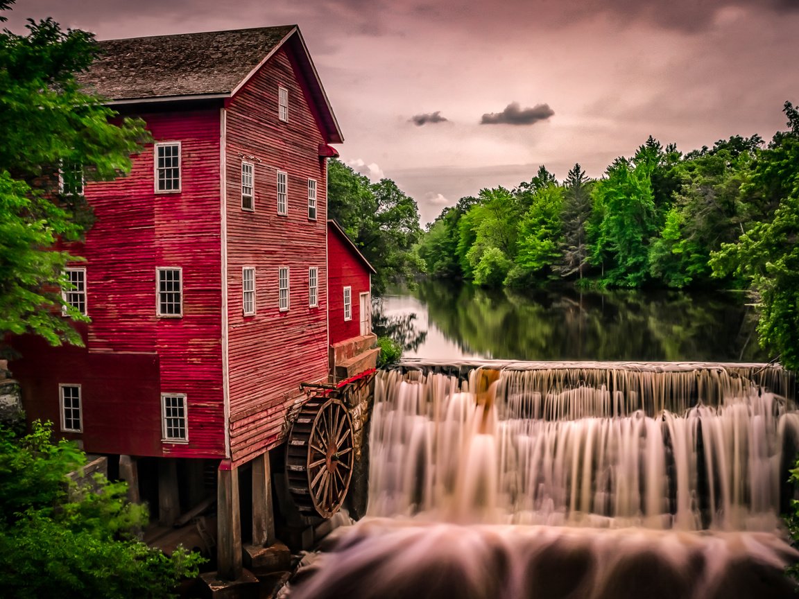 Обои деревья, река, водопад, брызги, дом, водяная мельница, trees, river, waterfall, squirt, house, water mill разрешение 2000x1250 Загрузить