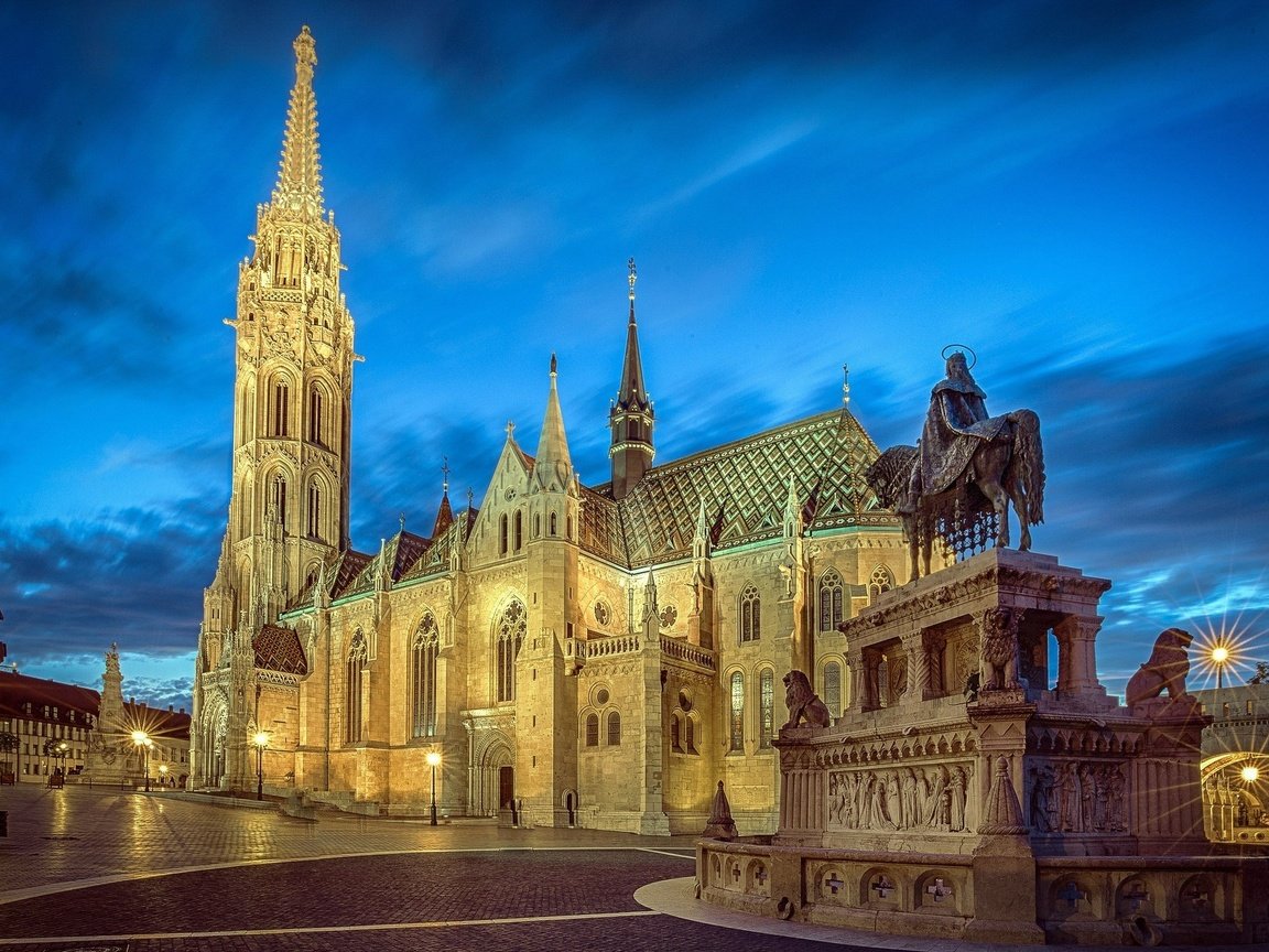 Обои вечер, собор, церковь, памятник, площадь, венгрия, будапешт, the evening, cathedral, church, monument, area, hungary, budapest разрешение 2450x1550 Загрузить