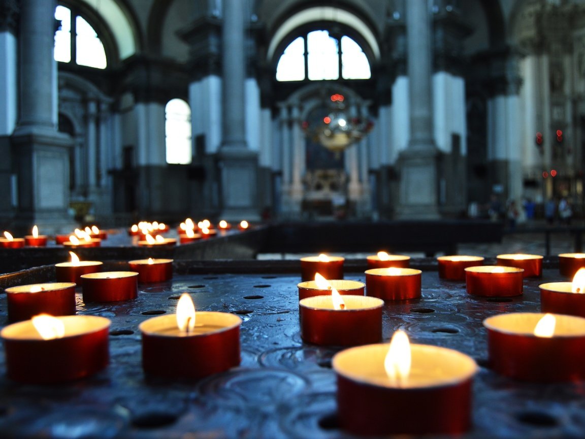 Обои свечи, пламя, огонь, церковь, свечки, candles, flame, fire, church, candle разрешение 5944x4000 Загрузить