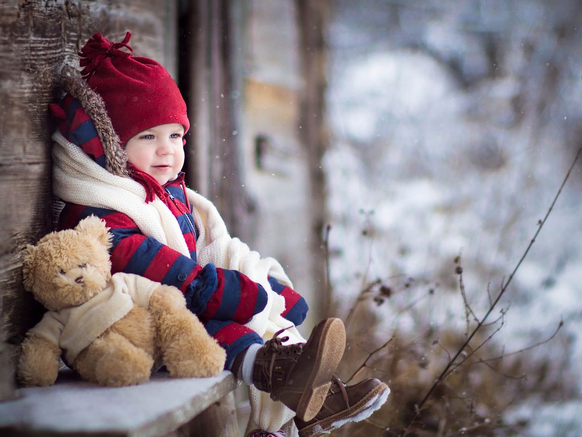 Обои зима, настроение, дети, мишка, игрушка, ребенок, мальчик, winter, mood, children, bear, toy, child, boy разрешение 1920x1200 Загрузить