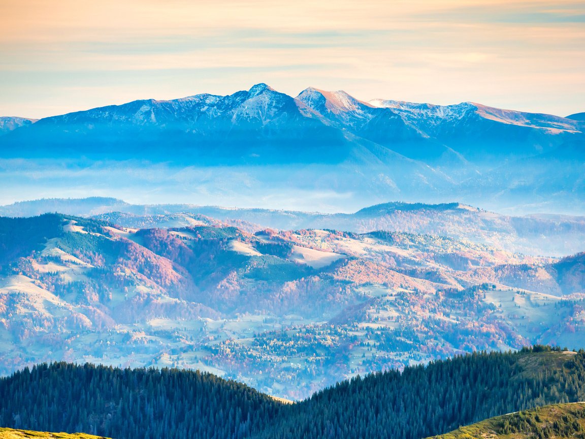 Обои небо, деревья, горы, природа, пейзаж, панорама, леса, the sky, trees, mountains, nature, landscape, panorama, forest разрешение 4000x2670 Загрузить