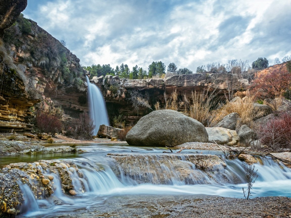 Обои трава, скалы, камни, лес, водопады, grass, rocks, stones, forest, waterfalls разрешение 2560x1600 Загрузить