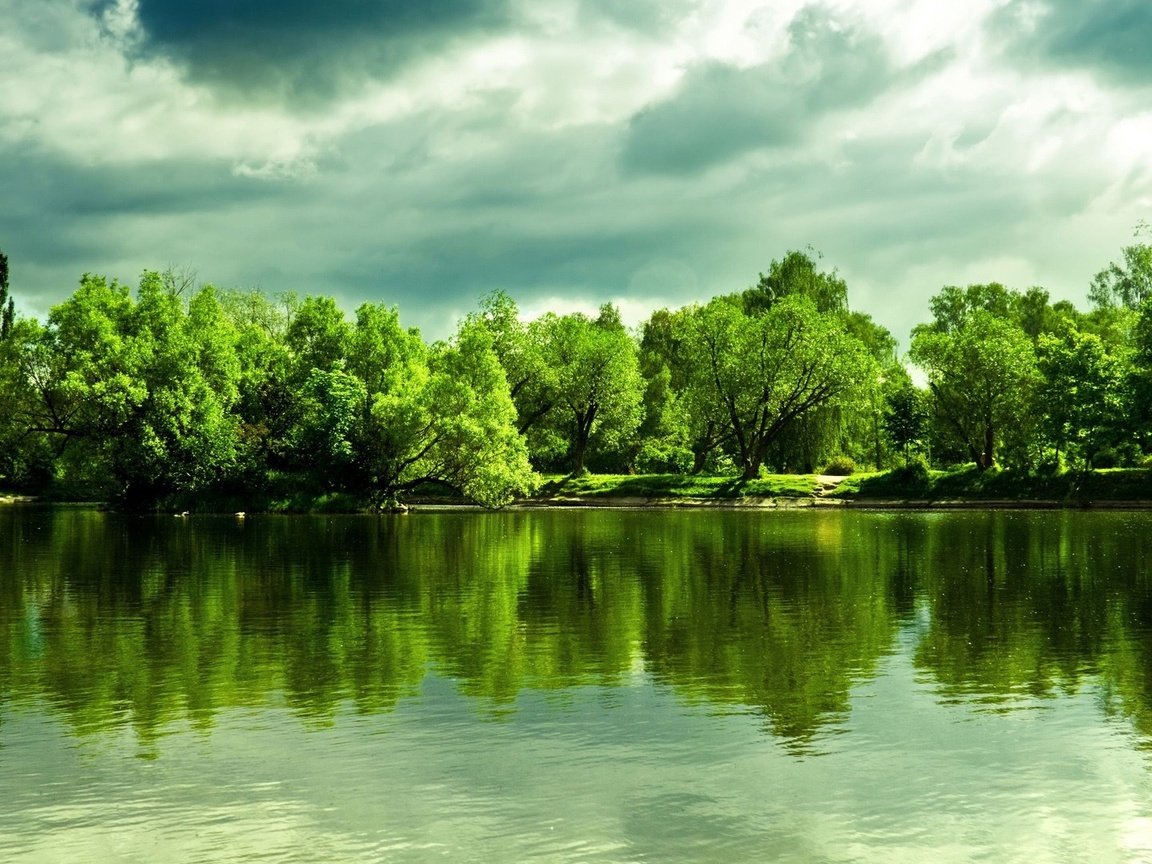 Обои небо, облака, деревья, озеро, отражение, the sky, clouds, trees, lake, reflection разрешение 1920x1080 Загрузить