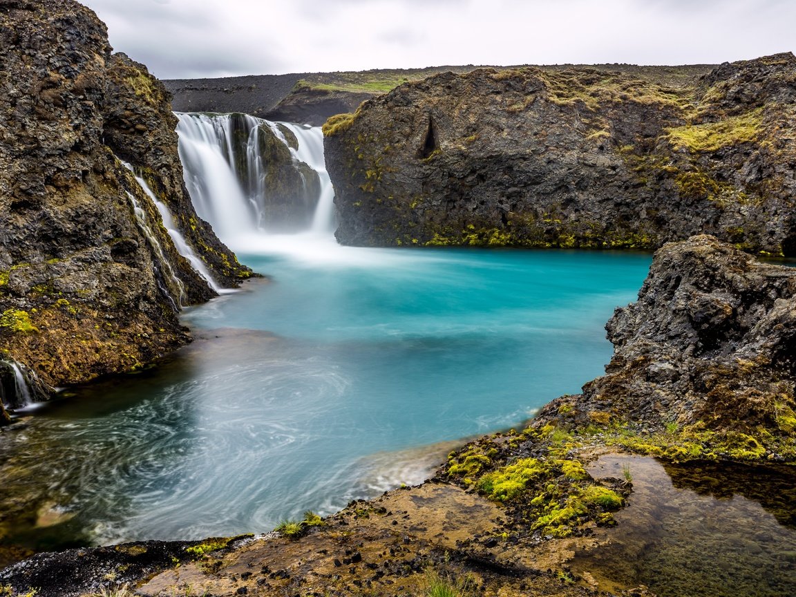 Обои скалы, камни, водопад, исландия, sigoldufoss, водопад сиголдуфосс, rocks, stones, waterfall, iceland разрешение 5240x3400 Загрузить