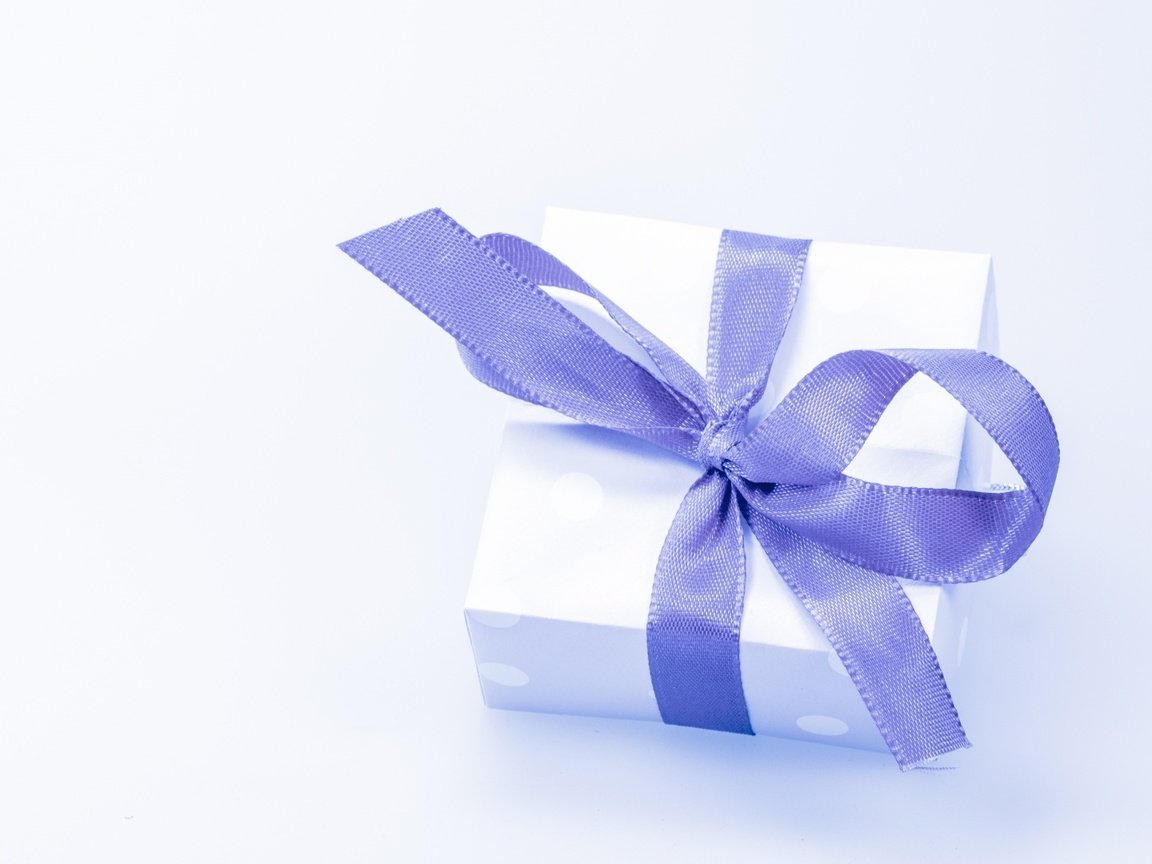 Обои лента, подарок, праздник, коробка, бант, tape, gift, holiday, box, bow разрешение 1920x1080 Загрузить